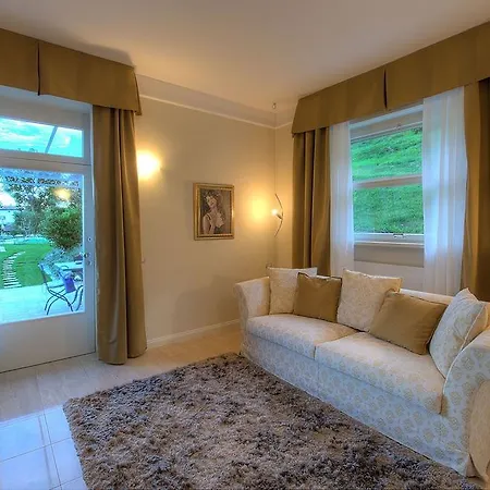 Maggiore Willa *